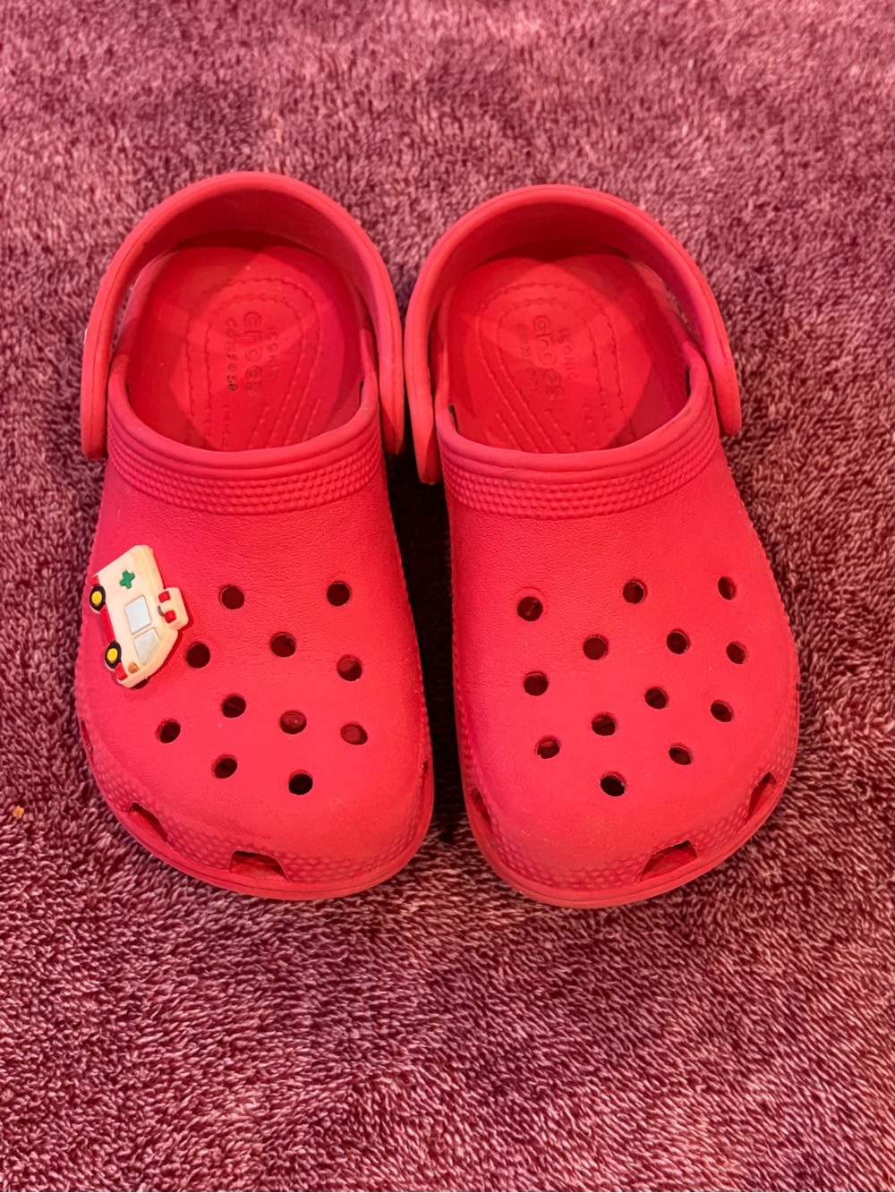Toddler Red Crocs - C9